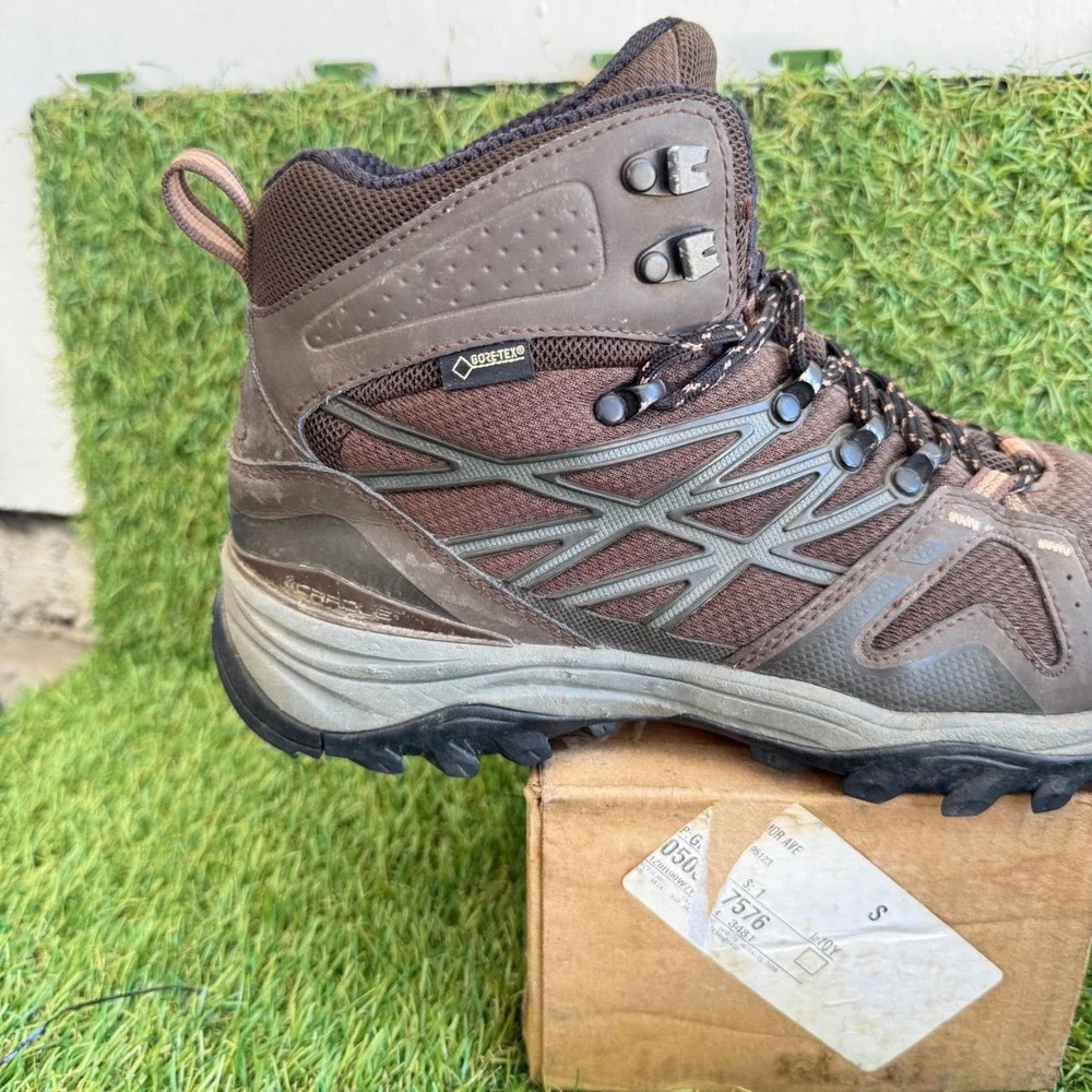 The North Face Hiking Boots Mens 10 Ultra Fastpack III Mid gore tex Waterproof